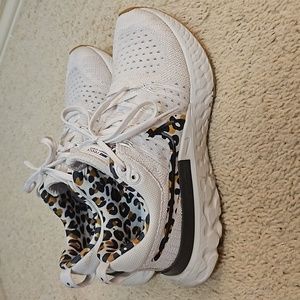 Nike react Infinity Flyknit women's size 7.5